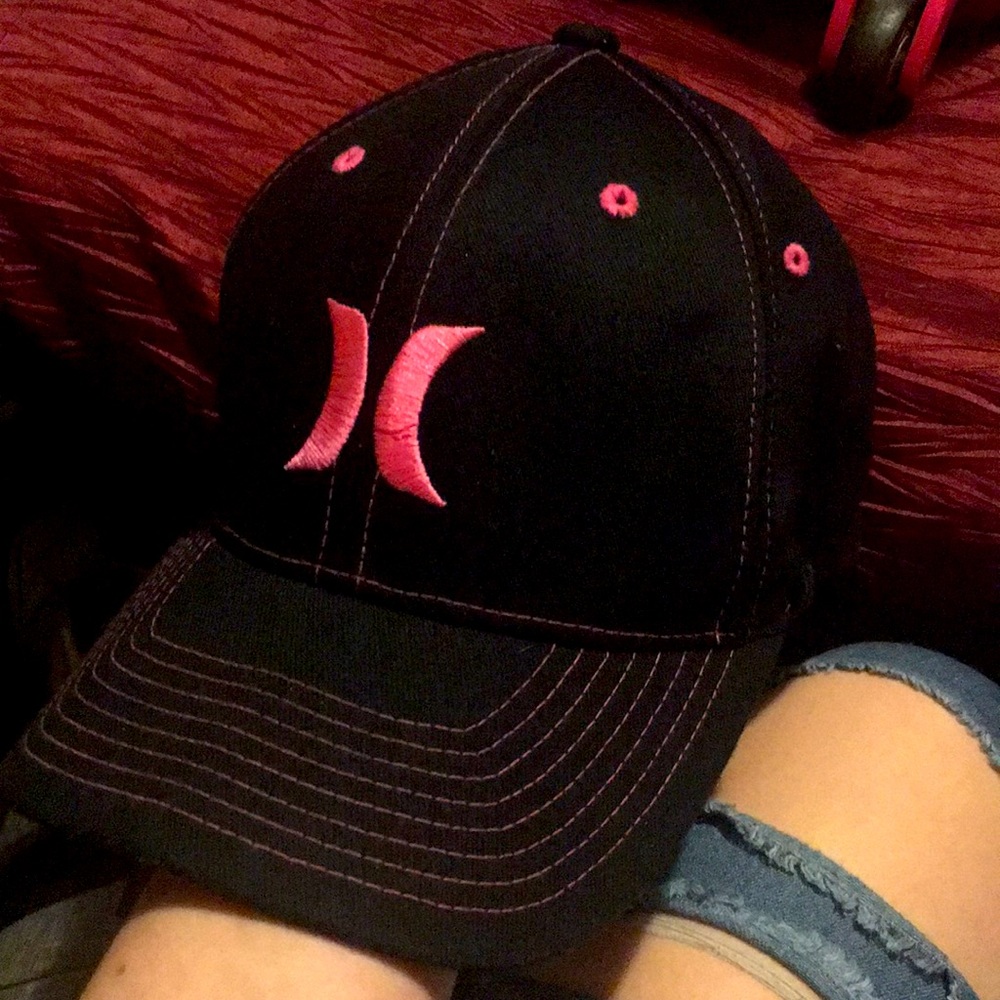 pink and black flex fit hat